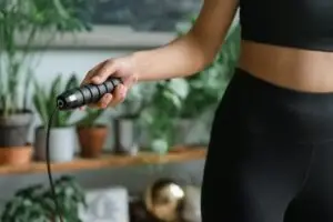 Tangle-free rapid speed jump rope for cardio, a compact home gym essential for beginners.